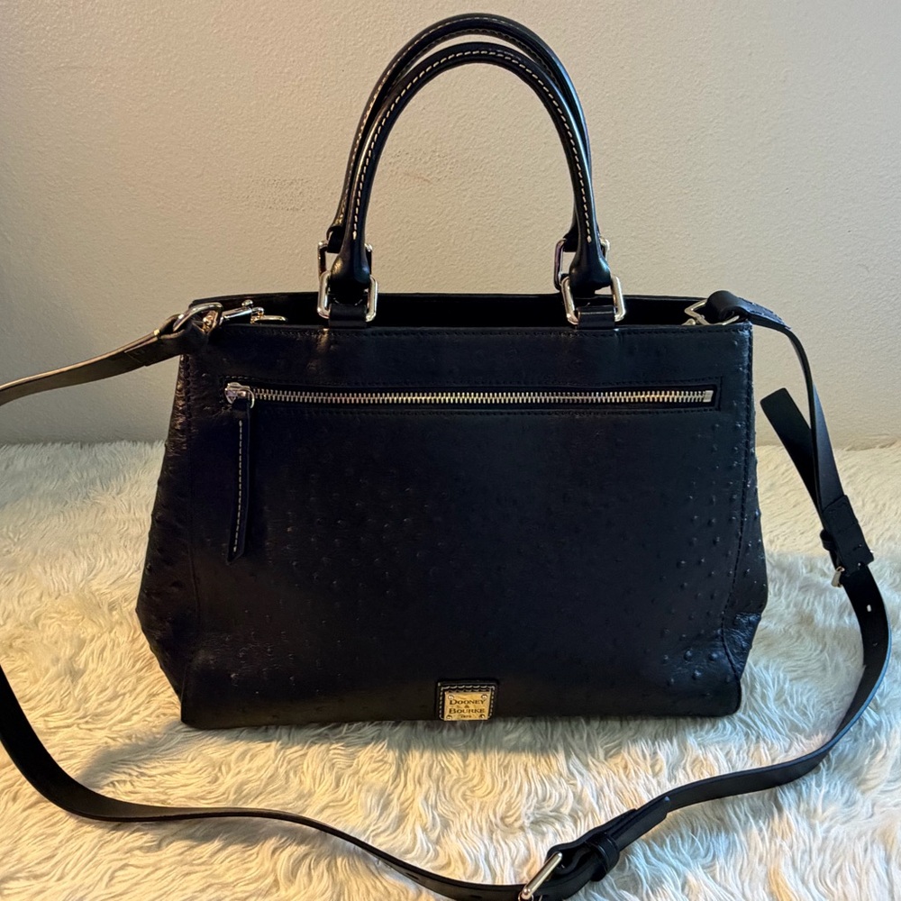 Dooney & Bourke Black Ostrich texture Leather Handbag - Picture 2 of 15